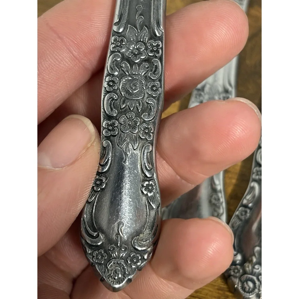 Northland Oneida Stainless Carolina Pattern Flatware Solid Knife 8 1/2